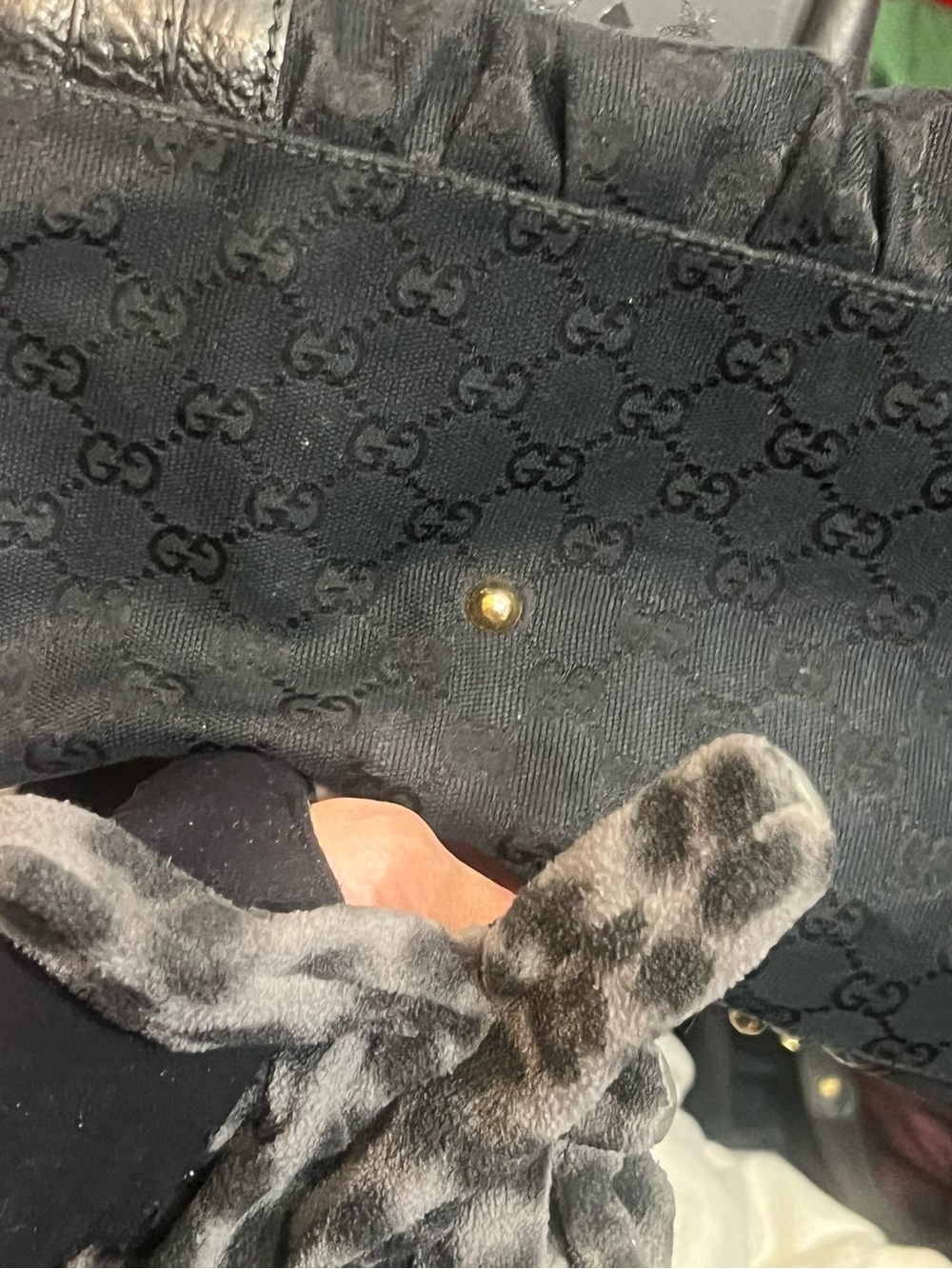 Gucci Black GG Monogram Shoulder Bag with Gold Rings - Picture 7 of 7
